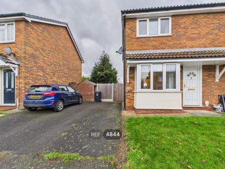 2 bedroom semi-detached house to rent - Photo 3