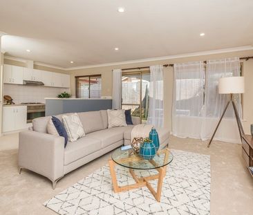 Charming 3-Bedroom Home! - Photo 2