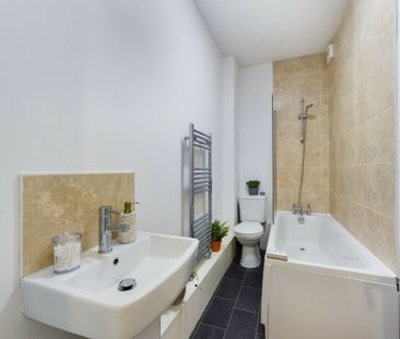 Room in a Shared House, Brae St, L7 - Photo 1