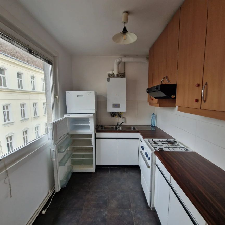 Um's Eck bei der "Mahü" - super feine Singel oder Pärchen Wohnung - Photo 1