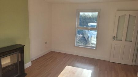 3 Ann Street, Gilford, Craigavon, BT63 6HX - Photo 2