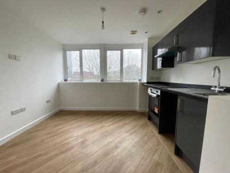 1 bedroom apartment to rent - Photo 2