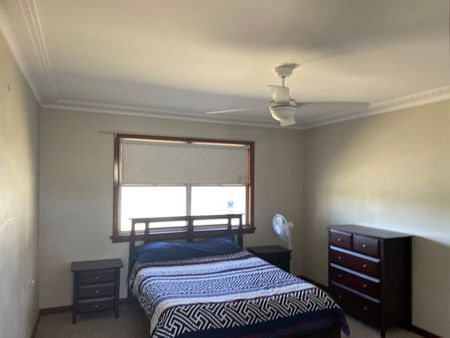 2 Bedroom Unit In East Tamworth - Photo 2