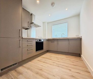 2 bedroom apartment to rent - Photo 3