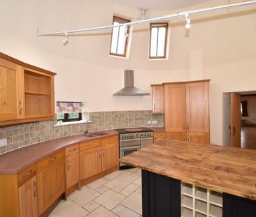3 bedroom property to rent - Photo 3