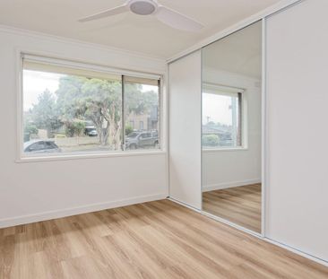 Recently Renovated Home in a Quiet Court Location - Photo 2