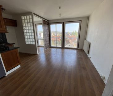 Location Appartement 1 pièce 29m² ENGHIEN LES BAINS 95880 - Photo 1