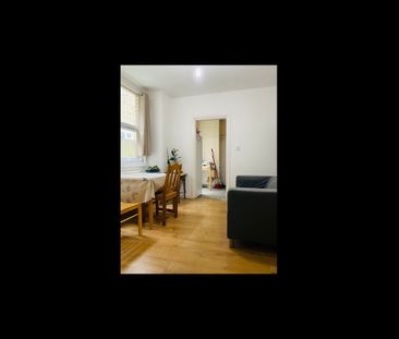 Room in a Shared House, Warham Road, N4 - Photo 1