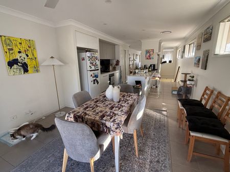 Springfield Lakes - Photo 4