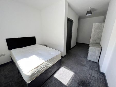 1 bedroom Flat to rent in Medburn House, Barker Street, Shieldfield, Newcastle Upon Tyne NE2 - Photo 5