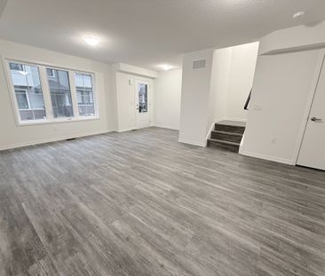 For Lease - 14 Kingbird Common, Cambridge, Ontario - Photo 2