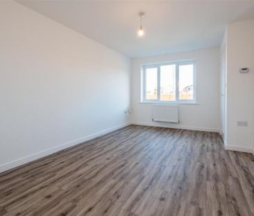 3 bedroom detached house to rent - Photo 5