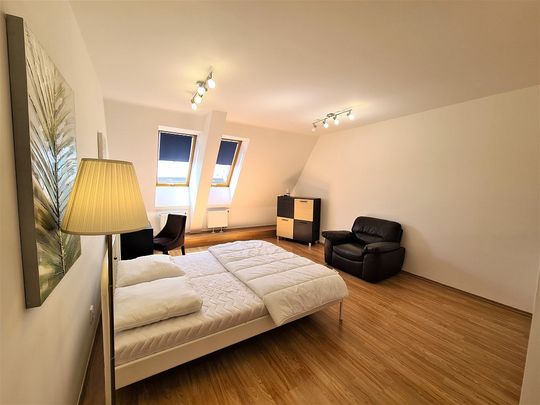 Pronájem bytu 1+kk 33 m² - Photo 1