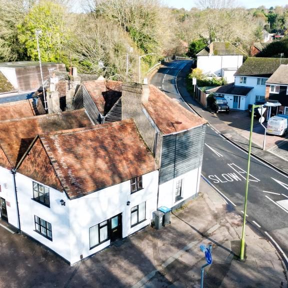 1 bedroom ground floor maisonette to rent - Photo 1