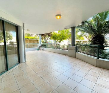 Huge Apartment - Super Location - Photo 4