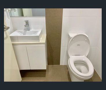 Beautiful Near New Modern Duplex - Photo 6