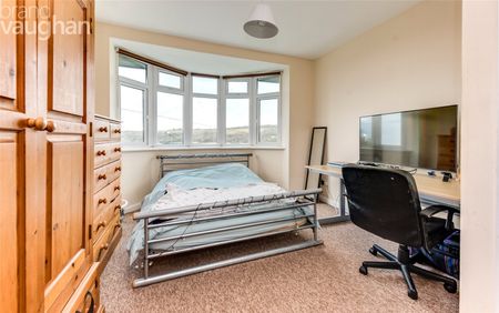 6 bedroom detached house to rent - Photo 2
