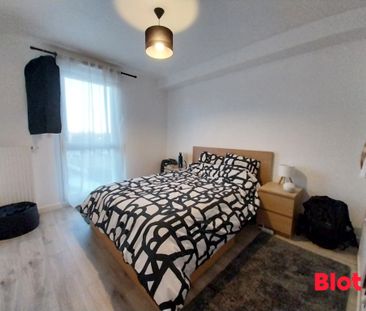 Location Appartement 3 pièces 60m² CHARTRES DE BRETAGNE 35131 - Photo 2