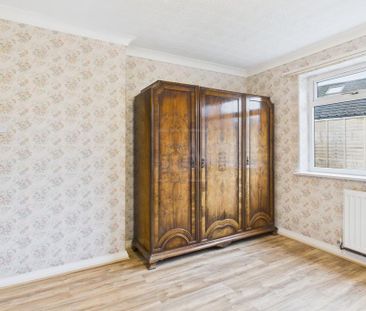 3 bedroom detached bungalow to rent - Photo 4