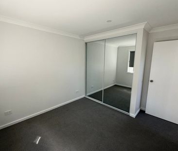BRAND NEW PRIVATE GRANNY FLAT! - Photo 2