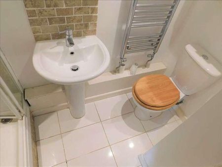 Victoria Orchard, Queens Road, Maidstone, ME16 - Photo 2