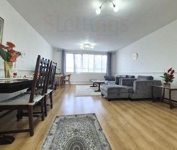 3 bedroom flat to rent - Photo 2