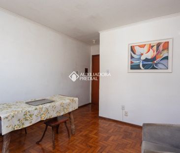 Apartamento com 3 quartos e 49m² para alugar em Passo da Areia, Por... - Photo 6