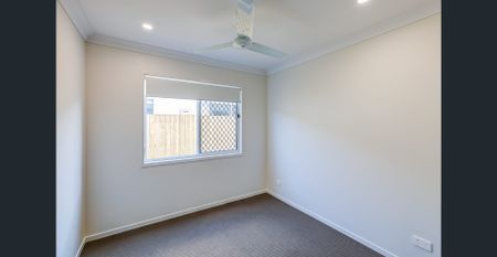 Low Maintenance Duplex! - Photo 2