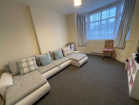 5 bedroom terraced house to rent - Photo 2