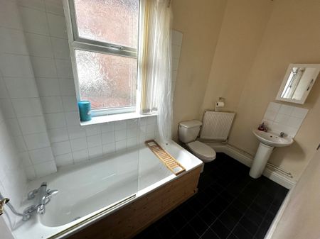 Alexandra Road, Prenton - Photo 2