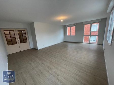 Location Appartement 4 pièces 91m² BEAUVAIS 60000 - Photo 2