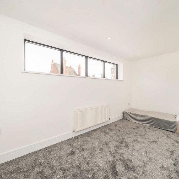 2 bedroom detached house to rent - Photo 1