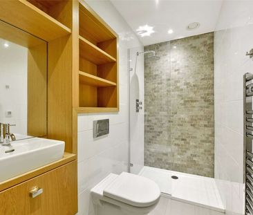 A smart city centre two bedroom apartment - Photo 3