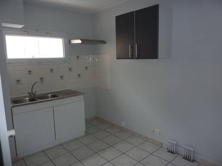 Location appartement t2 40 m² à Rodez (12000) BOURRAN - Photo 2