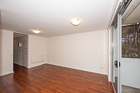 1/31 Upton Road, Windsor, VIC, 3181 - Photo 4