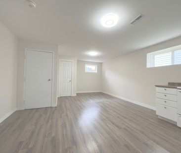 For Lease - 44 Moir Crescent Unit# Lower Level, Barrie, Ontario - Photo 4