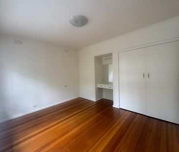 Charming Two-Bedroom Unit with Private Courtyard in Prime Balwyn Lo... - Photo 1