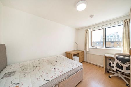 4 bedroom flat to rent - Photo 5