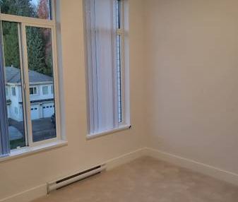 Lougheed area condo - Photo 3