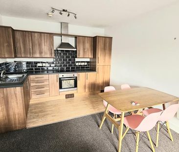 2 bedroom apartment to rent - Photo 4