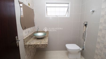 Sobrado com 3 quartos e 260m² para alugar em Vila Floresta, Santo André. - Photo 5