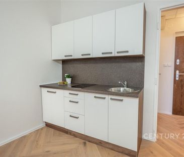 Pronájem bytu 1+kk 25 m2 - Fotografie 3