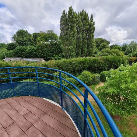 Location Appartement 2 pièces 50m² CHANGE 53810 - Photo 3