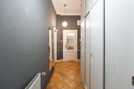 Pronájem bytu 2+kk 56 m², Táborská , Praha Nusle - Photo 4