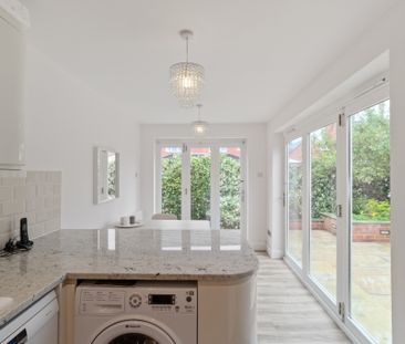 Howard Avenue, Lymm - Photo 5