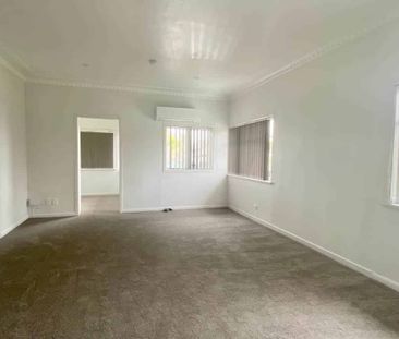 Peace in Pukekohe! - Photo 1