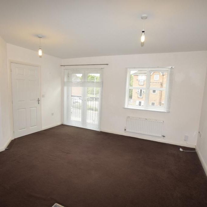 1 bedroom coach house to rent - Photo 1