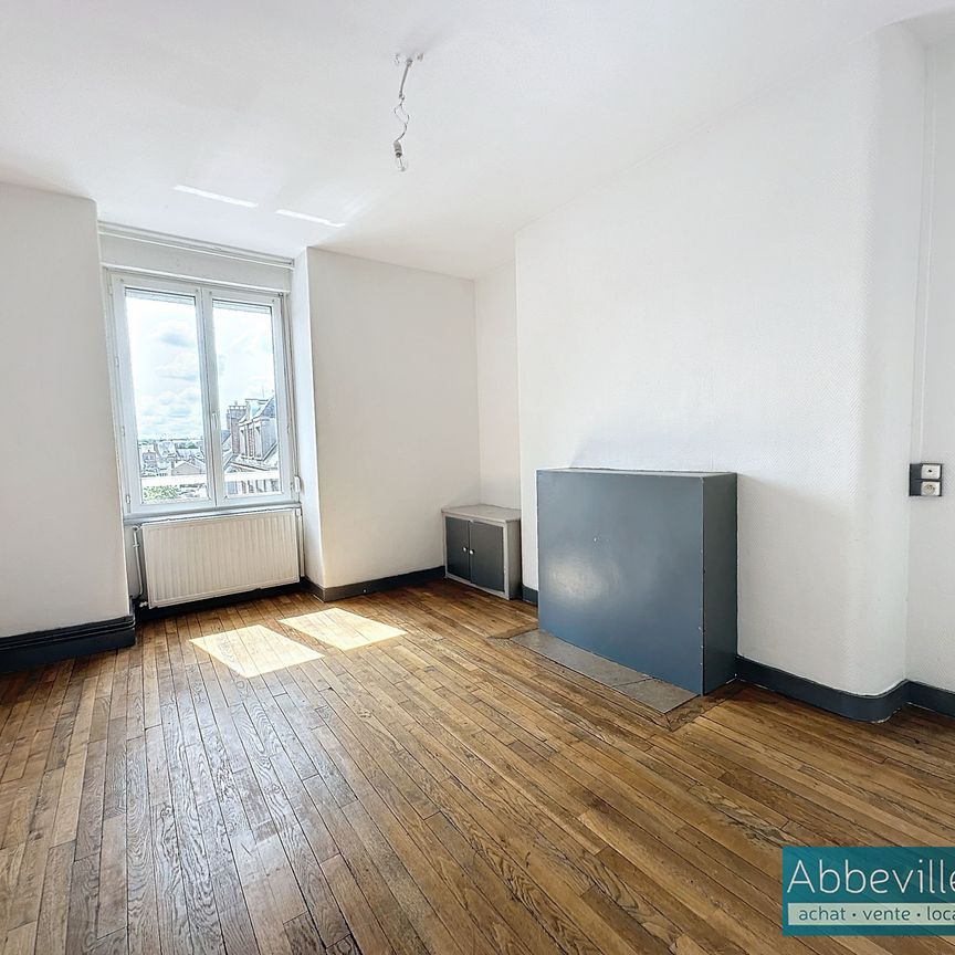 Location Appartement 5 pièces 98m² ABBEVILLE 80100 - Photo 1