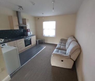 Flat 4, Harehills Lane, Harehills, Leeds, LS9 6HJ - Photo 6