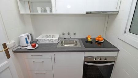 Carrer Nou de la Rambla, Barcelona, Catalonia 08004 - Photo 2